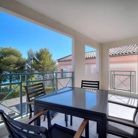 Immogroom - Renovated - Sea View - Pool - Patio - Wifi - Ac - Parking Apartment *