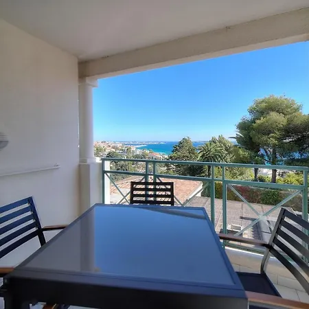 Immogroom - Renovated - Sea View - Pool - Patio - Wifi - Ac - Parking Apartment *