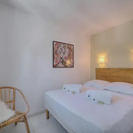 Apartment Immogroom - Renovated - Sea View - Pool - Patio - Wifi - Ac - Parking